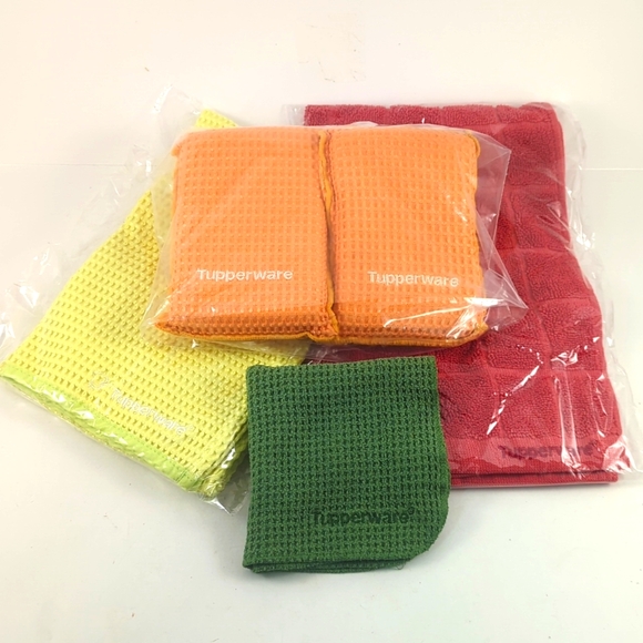 Tupperware Other - Tupperware® lot of 6 microfiber towels, cloth and sponges